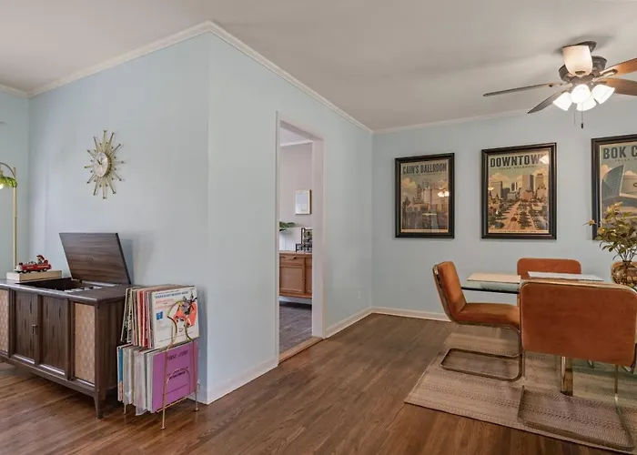 Retro 2br King Bed Pet-friendly Tu Expo * Tulsa